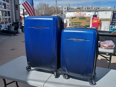 Samsonite two-piece luggage