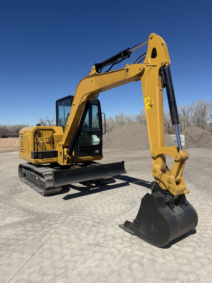 Low Hour CAT 305.5E2 Mini Excavator