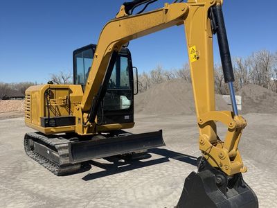 Low Hour CAT 305.5E2 Mini Excavator