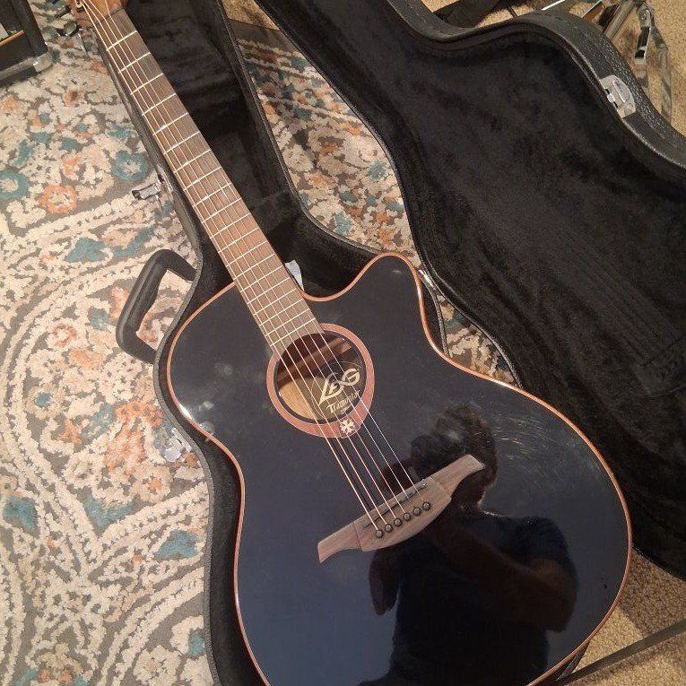 Acoustic/Electric Guitar