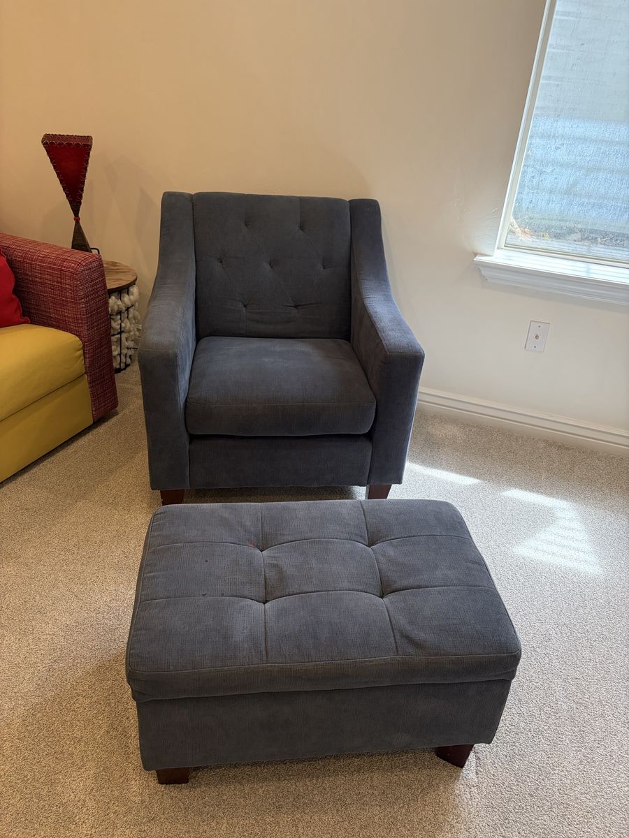 Chair with Storage Ottoman