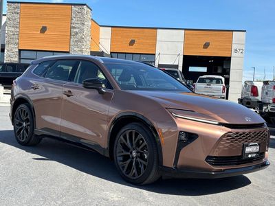 2025 Toyota Crown Signia Limited