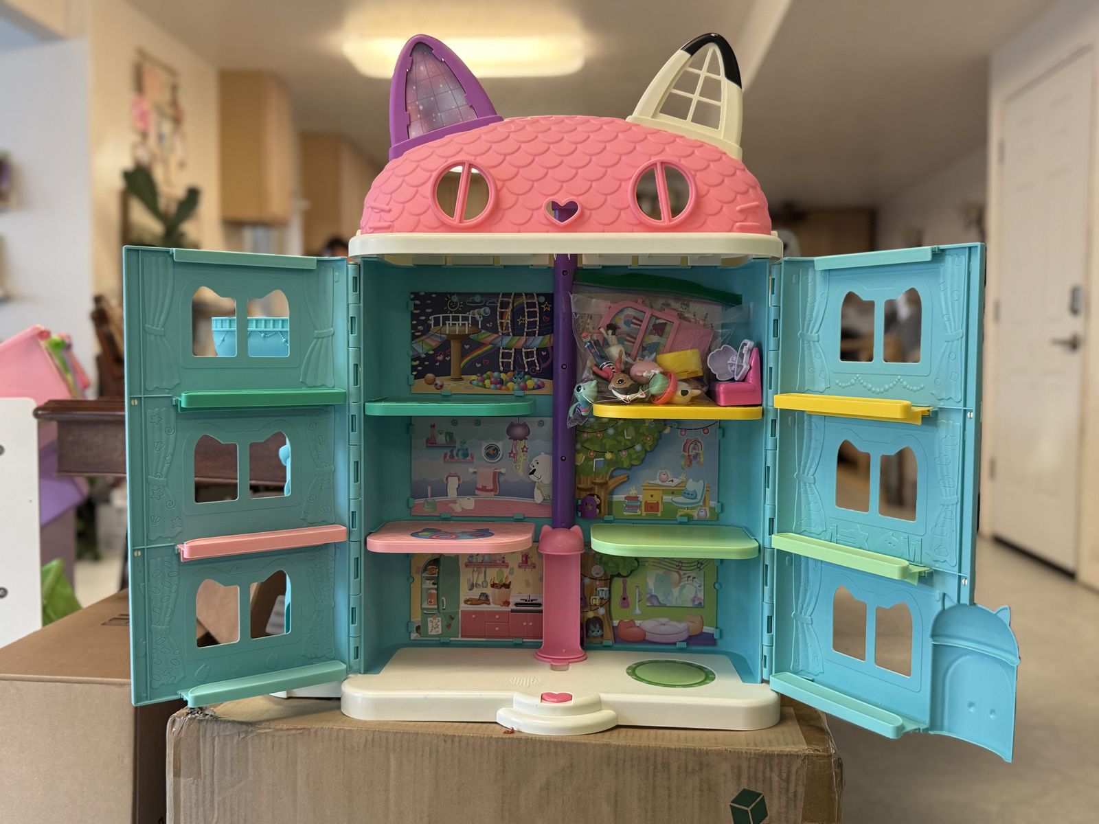 Gabby's Dollhouse with Accessories