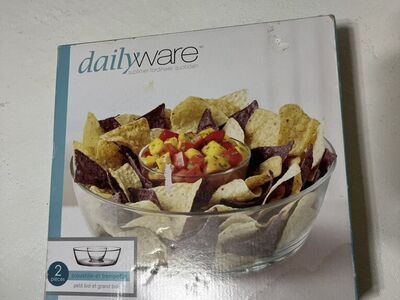 NEW! Glass serving dish set chip and dip set