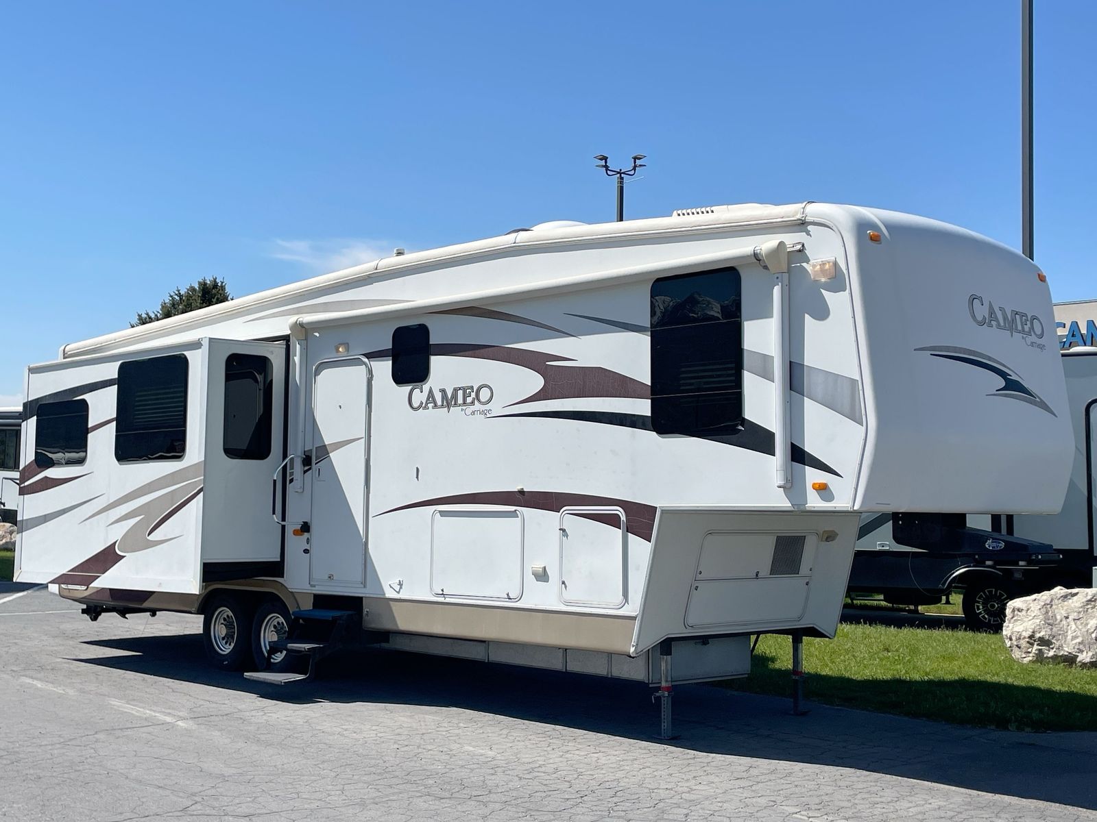 2008 CARRIAGE CAMEO 35KS3