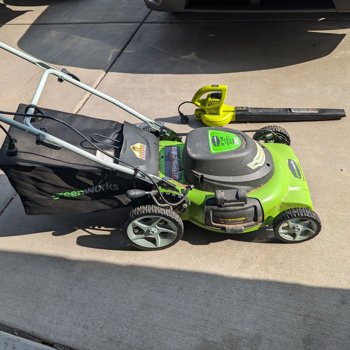 Greenworks corded lawnmower and blower combo