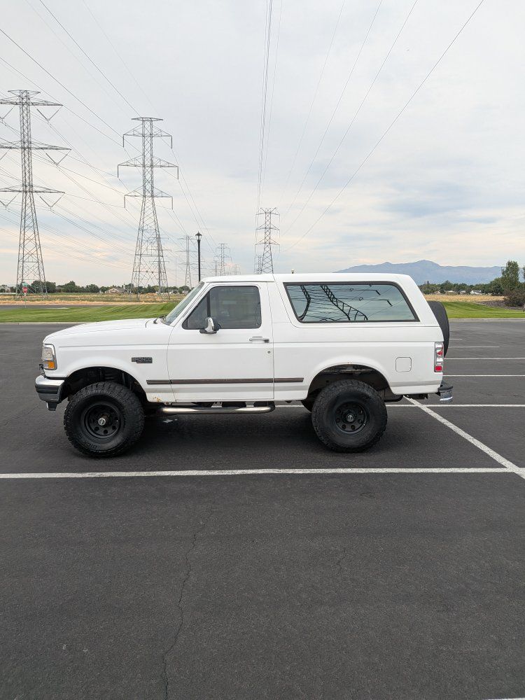 1995 Ford Bronco XLT