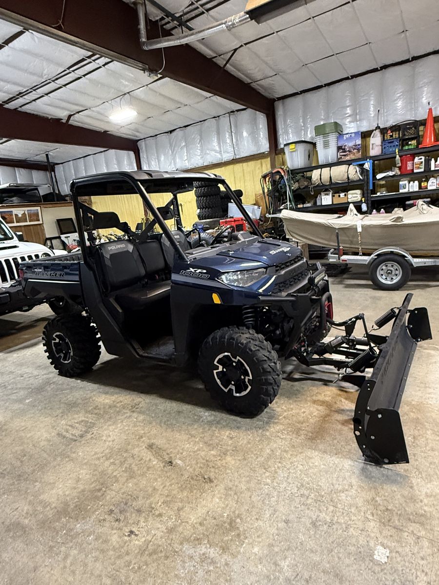2019 Polaris XP100