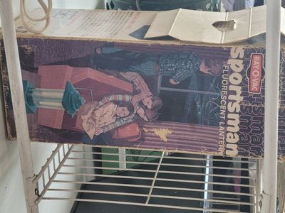 Vintage Ray-O-Vac Sportsman Fluorescent Lantern in Original Box