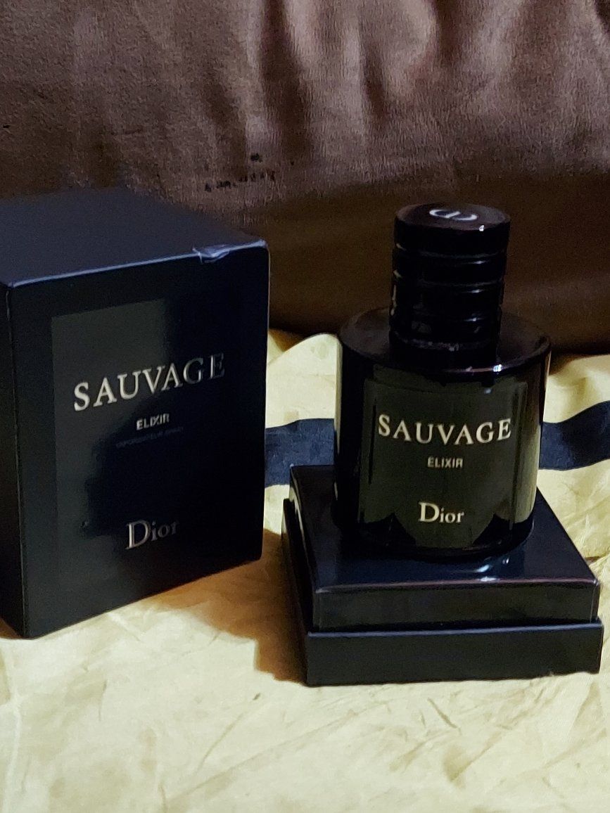 Open Dior Sauvage Elixr