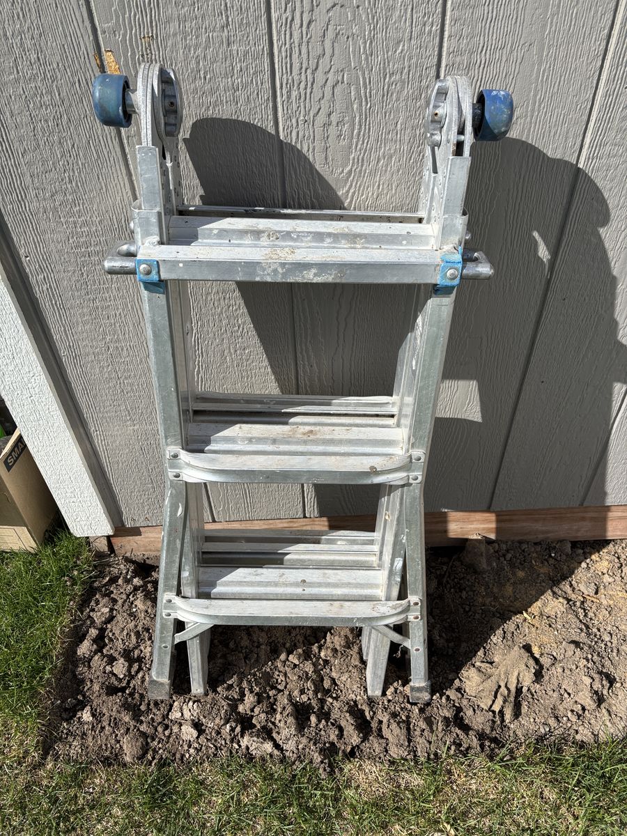 @+ Werner Adjustable Multi-Position Ladder #300 plus Load Capacity