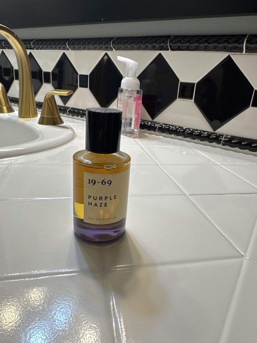 19-69 Purple Haze Cologne