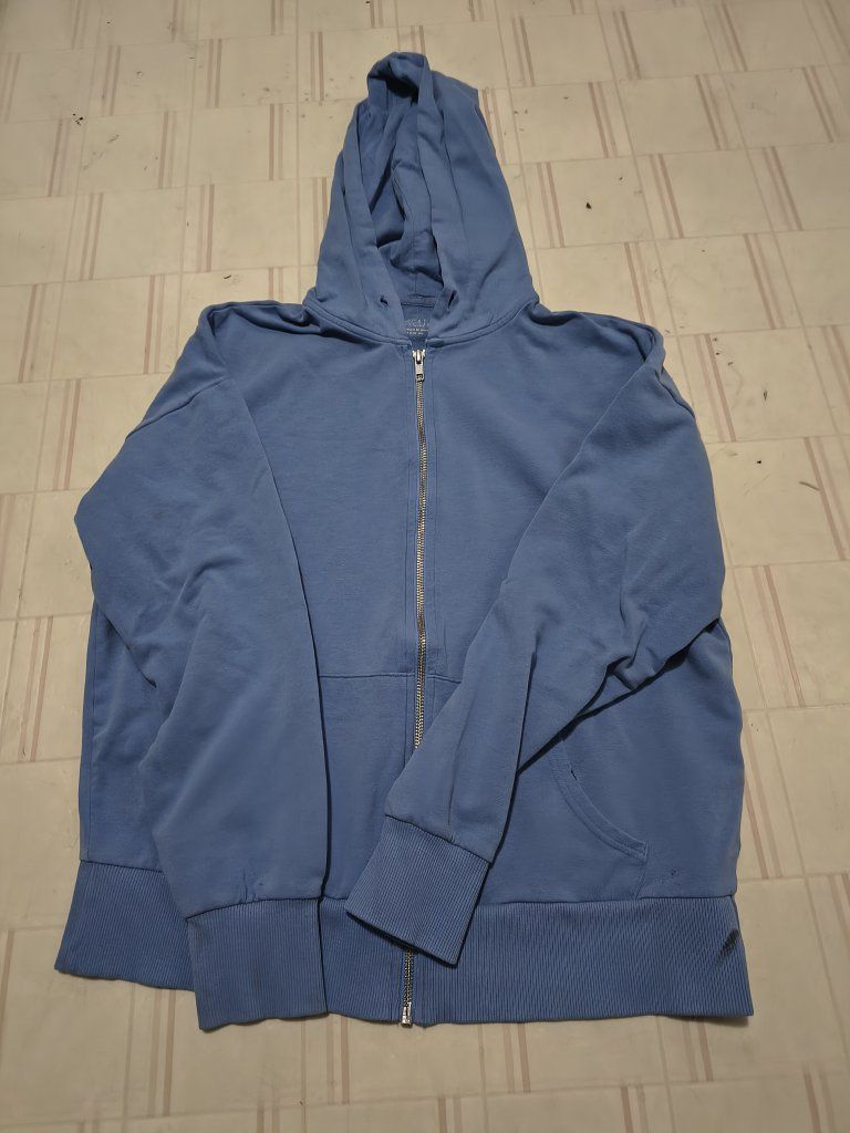 Main image 23