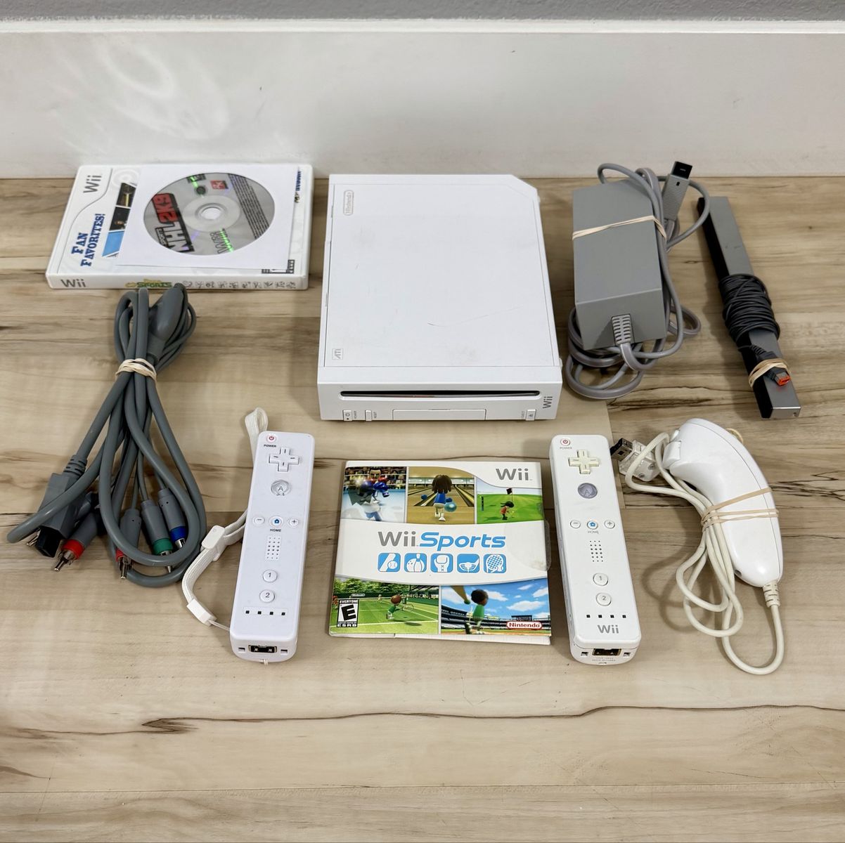 Nintendo Wii Sports Bundle