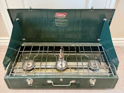 Vintage Coleman 426E 3 Burner Propane Gas Portable Stove
