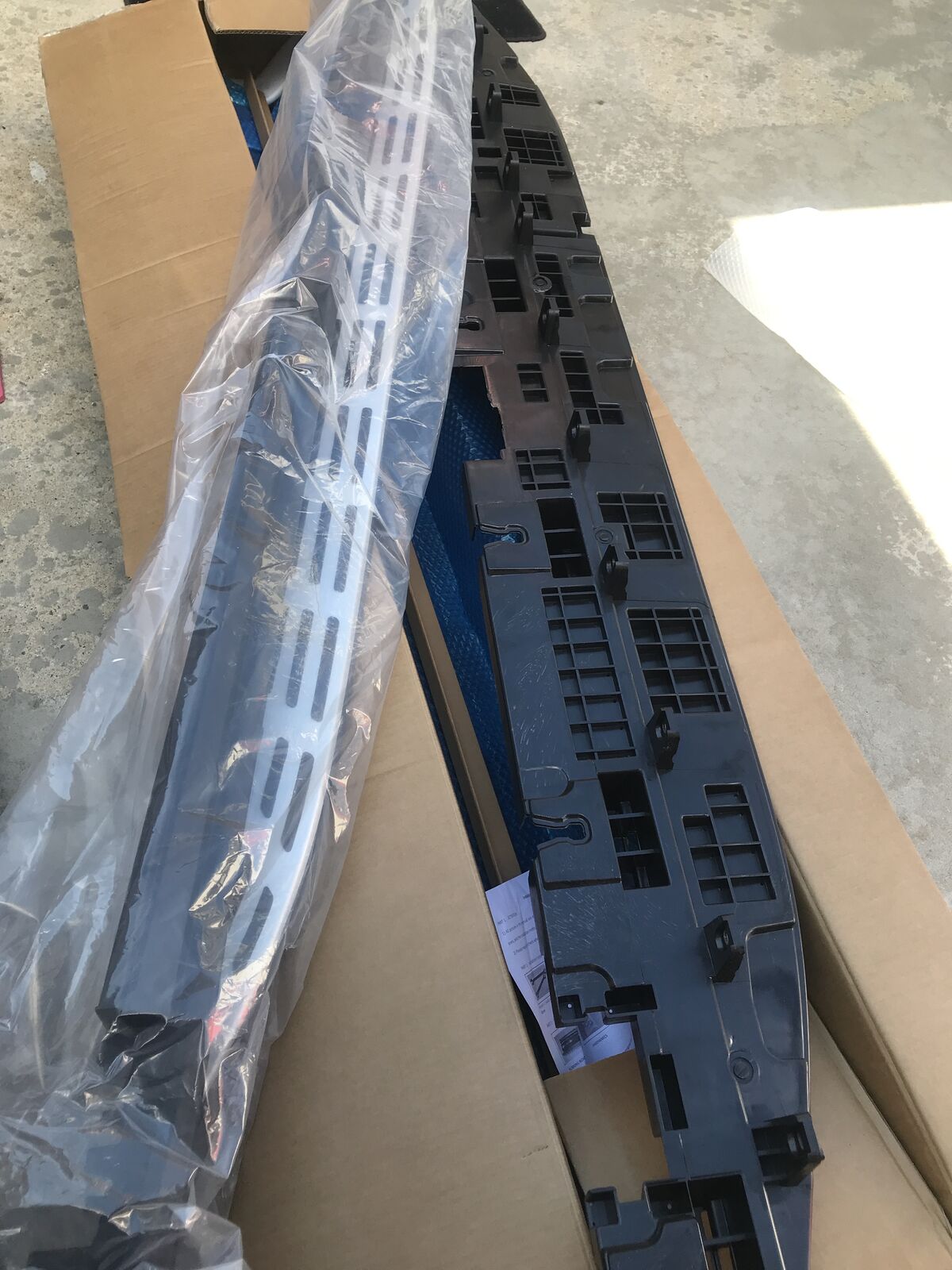 Sprinter van running boards new in box Running Boards Side Steps fit for 2020-2025 Mercedes