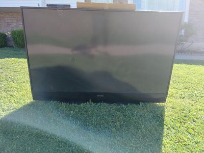 FREE Mitsubishi WD-65638 Projection Television (65-Inch, For Parts/Repair)