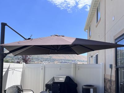 10x10’ Square Cantilever Umbrella - Brown