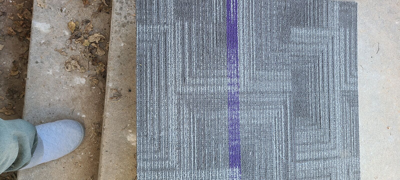 Floor Carpet Squares 24"x24"