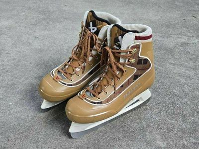 Bauer Chamonix Recreation Ice Hockey Skates Men 10-10.5 Women 10.5-11