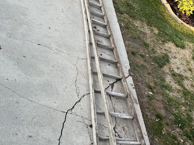 Wooden Extension ladder