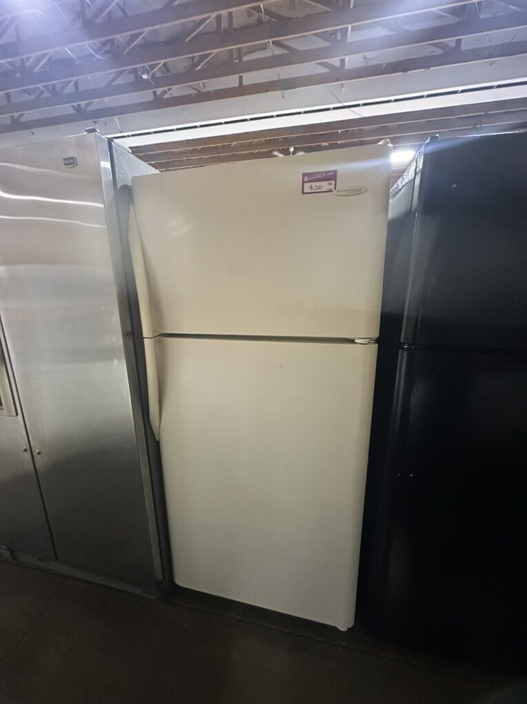 NOW $100! NICE CONDITION FRIGIDAIRE BEIGE TOP BOTTOM FRIDGE