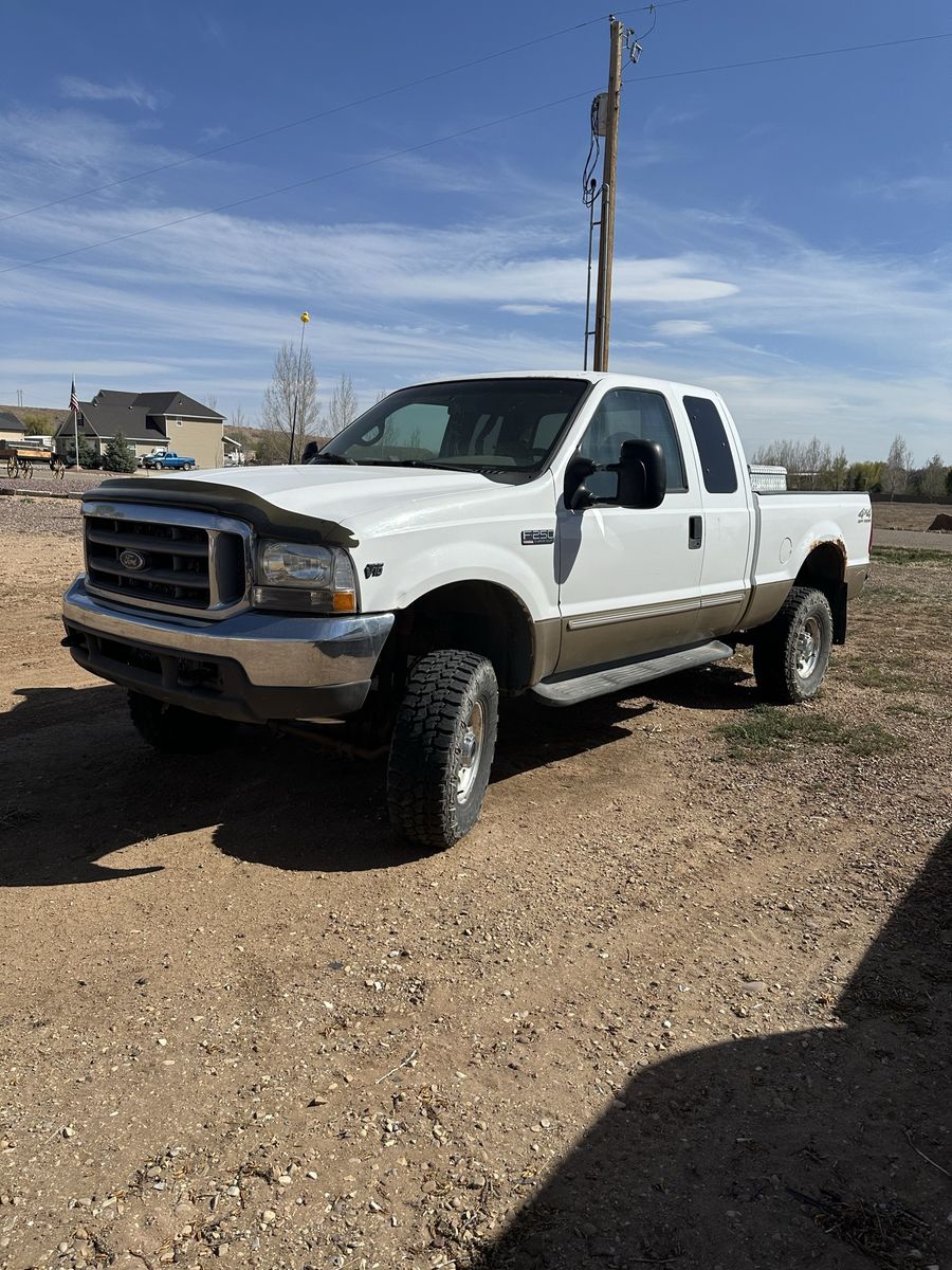 2000 Ford F-250 · Short Bed