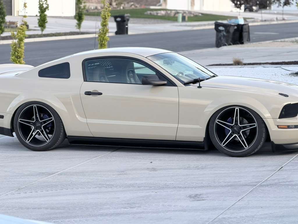 2006 Ford Mustang V6 Premium