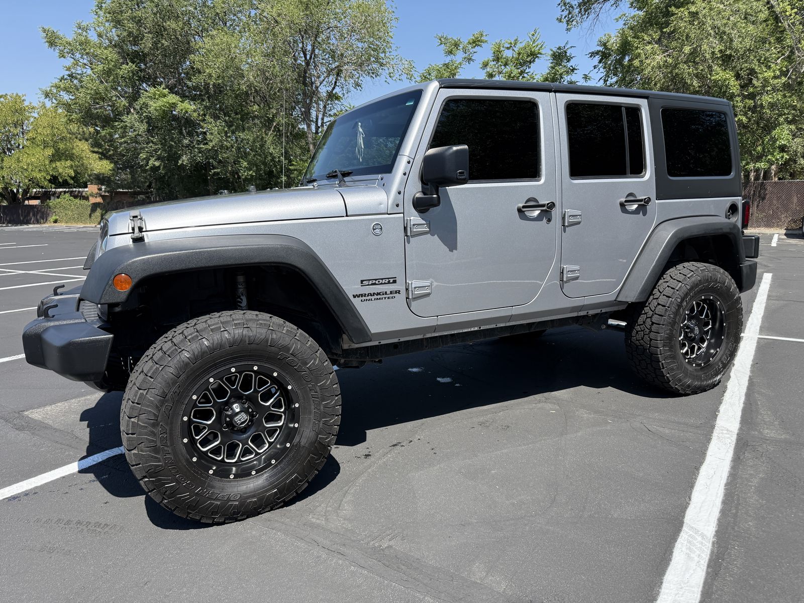 2014 Jeep Wrangler Unlimited Freedom Edition