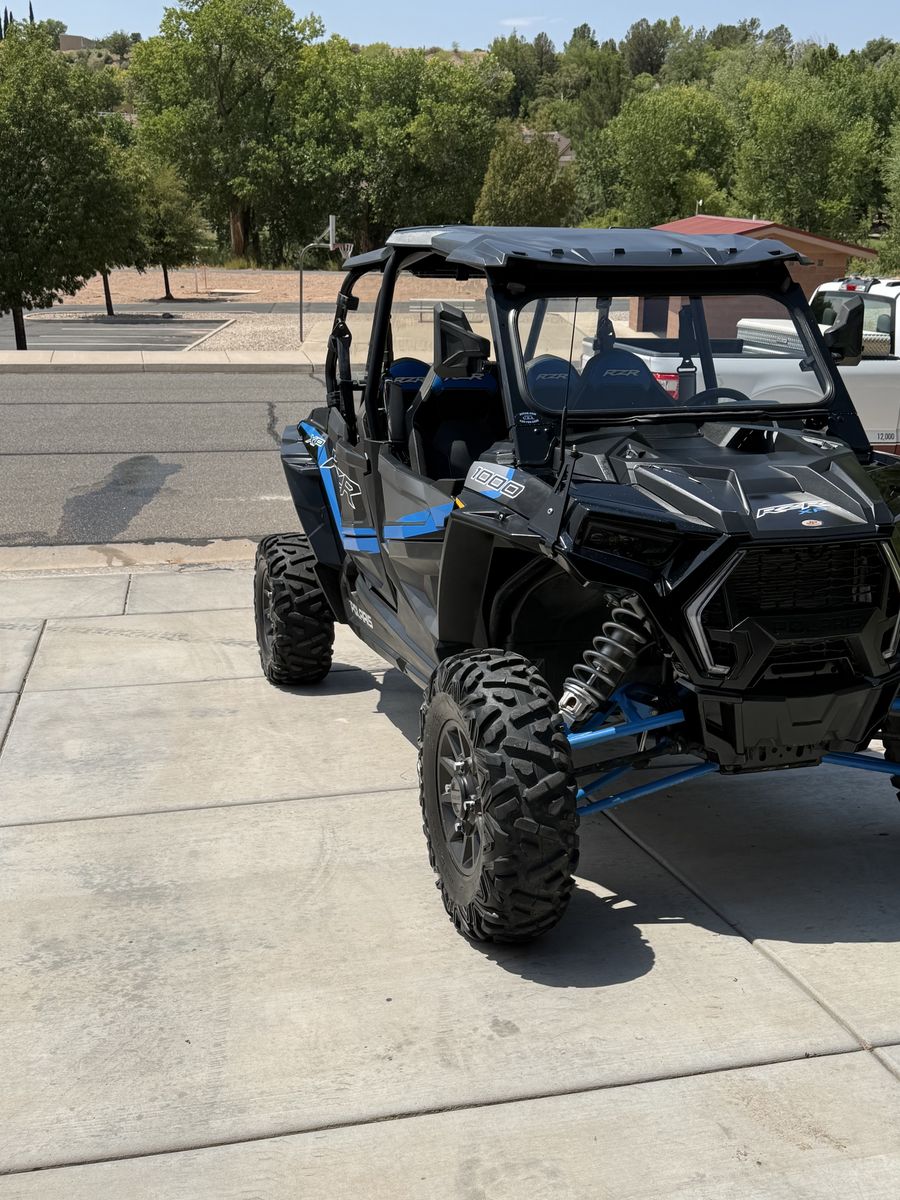2022 RZR 1000 4 Premium W/ 19’ trailer 