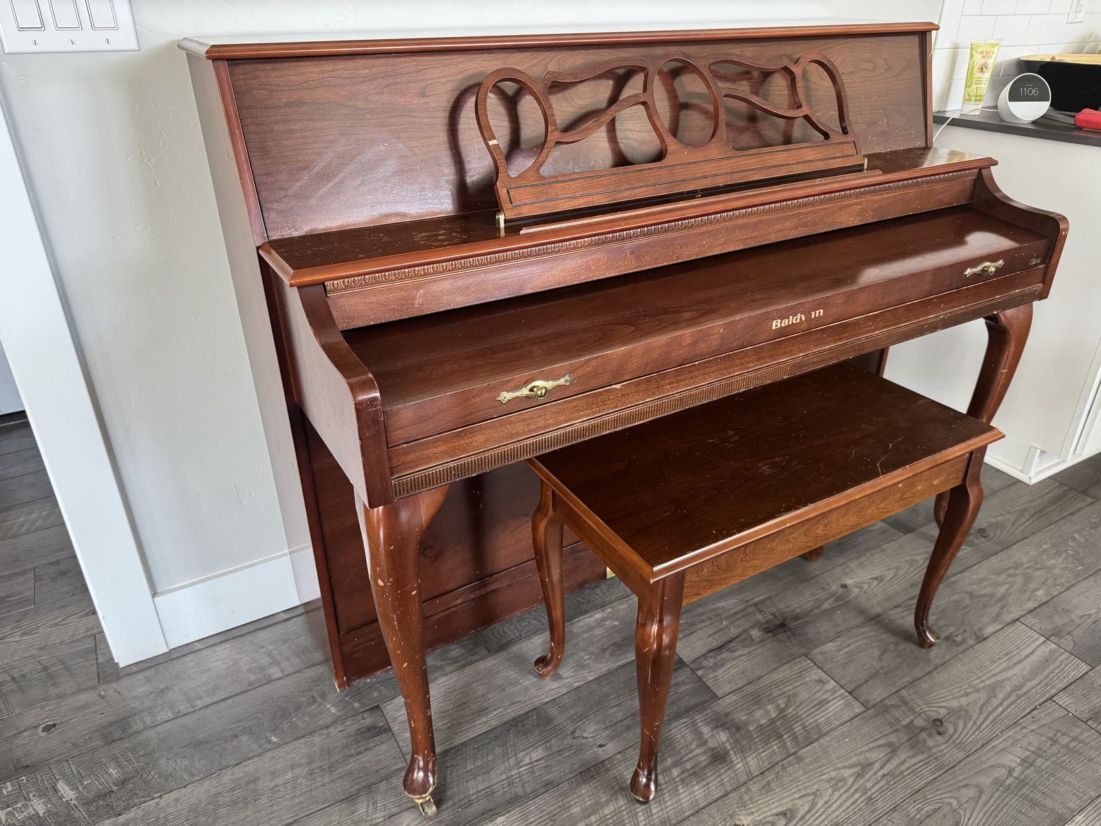 Baldwin Console Upright Piano with Bench – $100 OBO