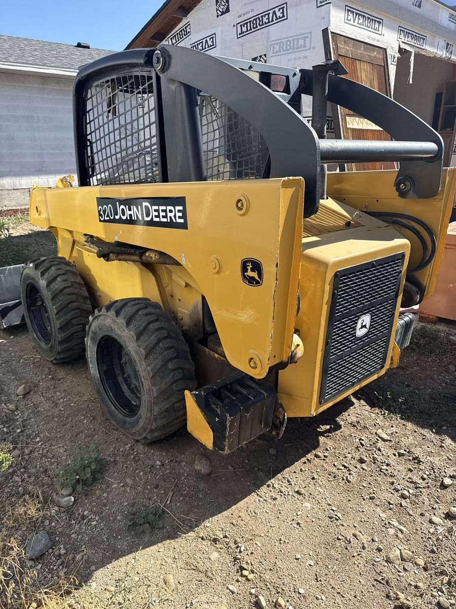 320 John Deere