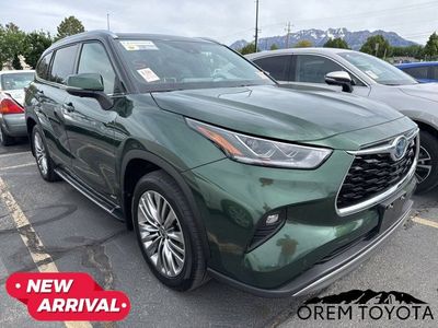2024 Toyota Highlander Platinum