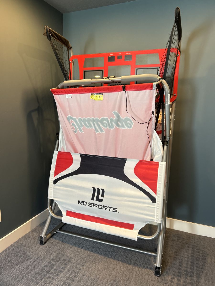MD Sports Arcade Double Shot Basketball Game - Like New, Non-Smoking Home, foldable