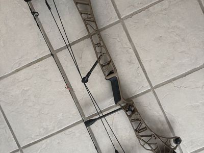 Matthews Lift 33 Rt. Hand 70 lbs.