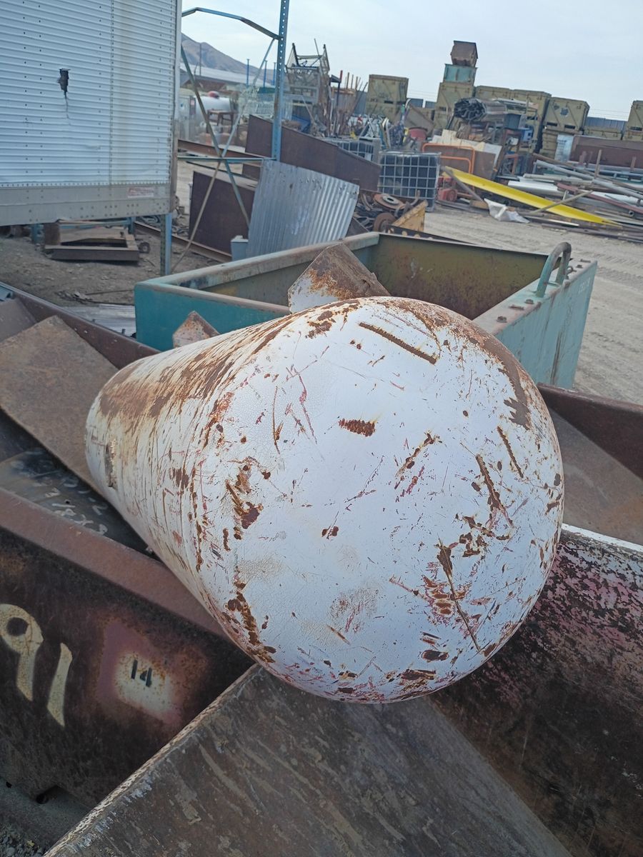Main image 3