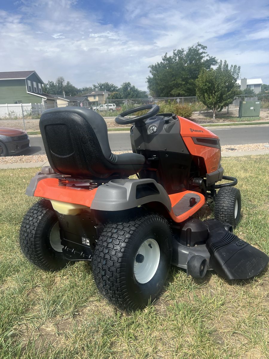 Husqvarna yth2348 riding lawn mower fully serviced