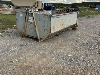 Roll off bins