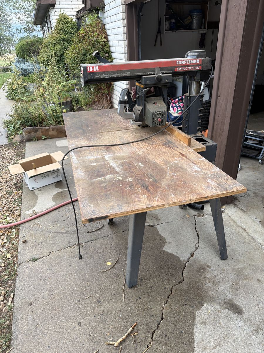 Radial Arm Saw