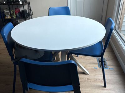 Round White Dining Table with 4 Blue Chairs - Modern Kitchen/Dining Set