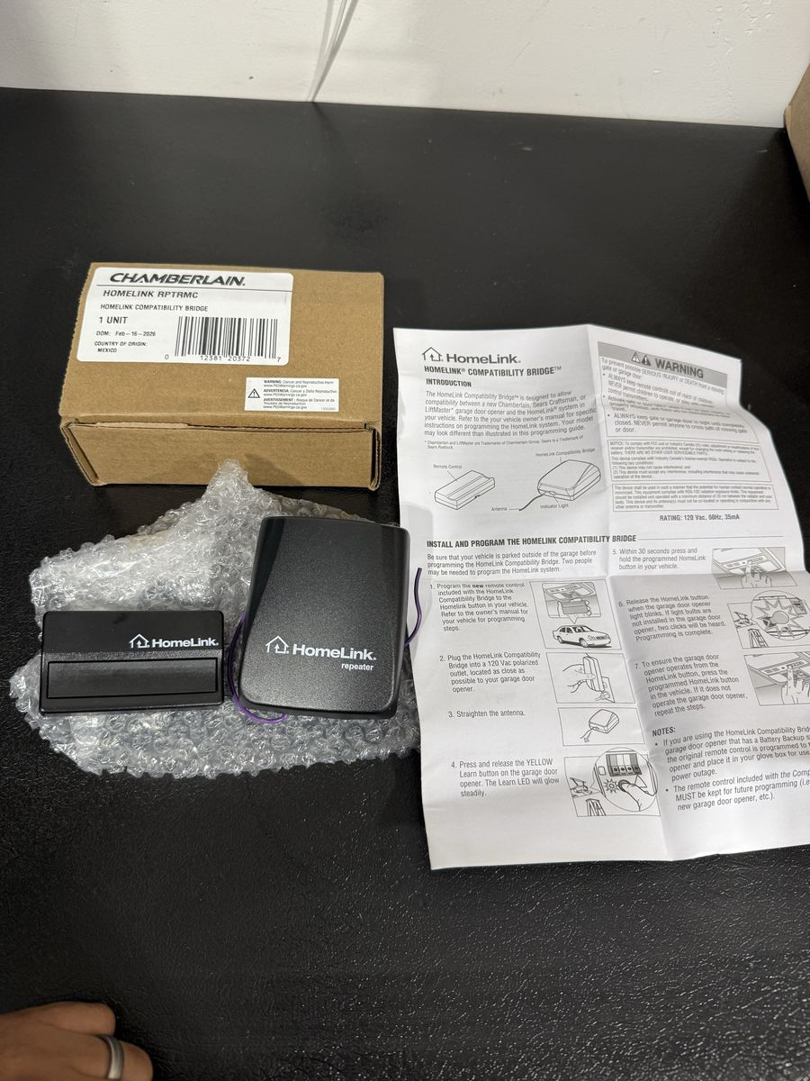 Chamberlain HomeLink Compatibility Bridge Repeater RPTRMC with Remote