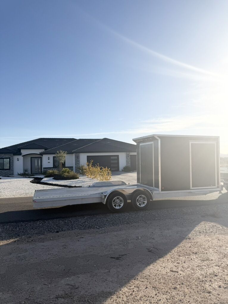 30ft Aluminum Trailer With 11ft Inclosed