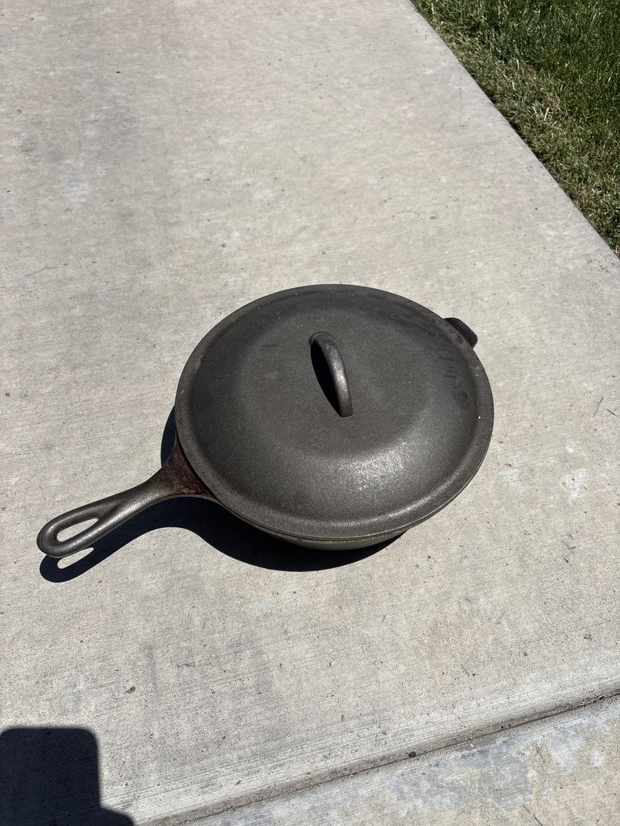 10.25 inch cast iron with lid