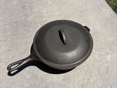10.25 inch cast iron with lid