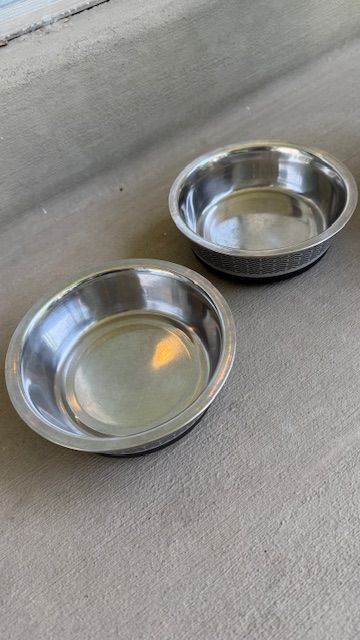 Stainless Still Non Skid Bowls