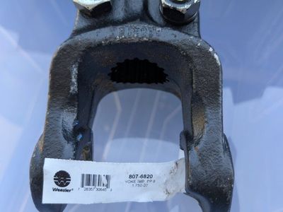 New Weasler 1-3/4" x 20 Spline Bore & Clamp Connection Implement Yoke 807-6820