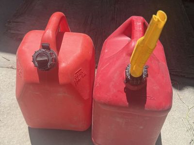 5 Gallon Gas Cans