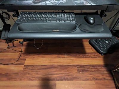Under desk tray