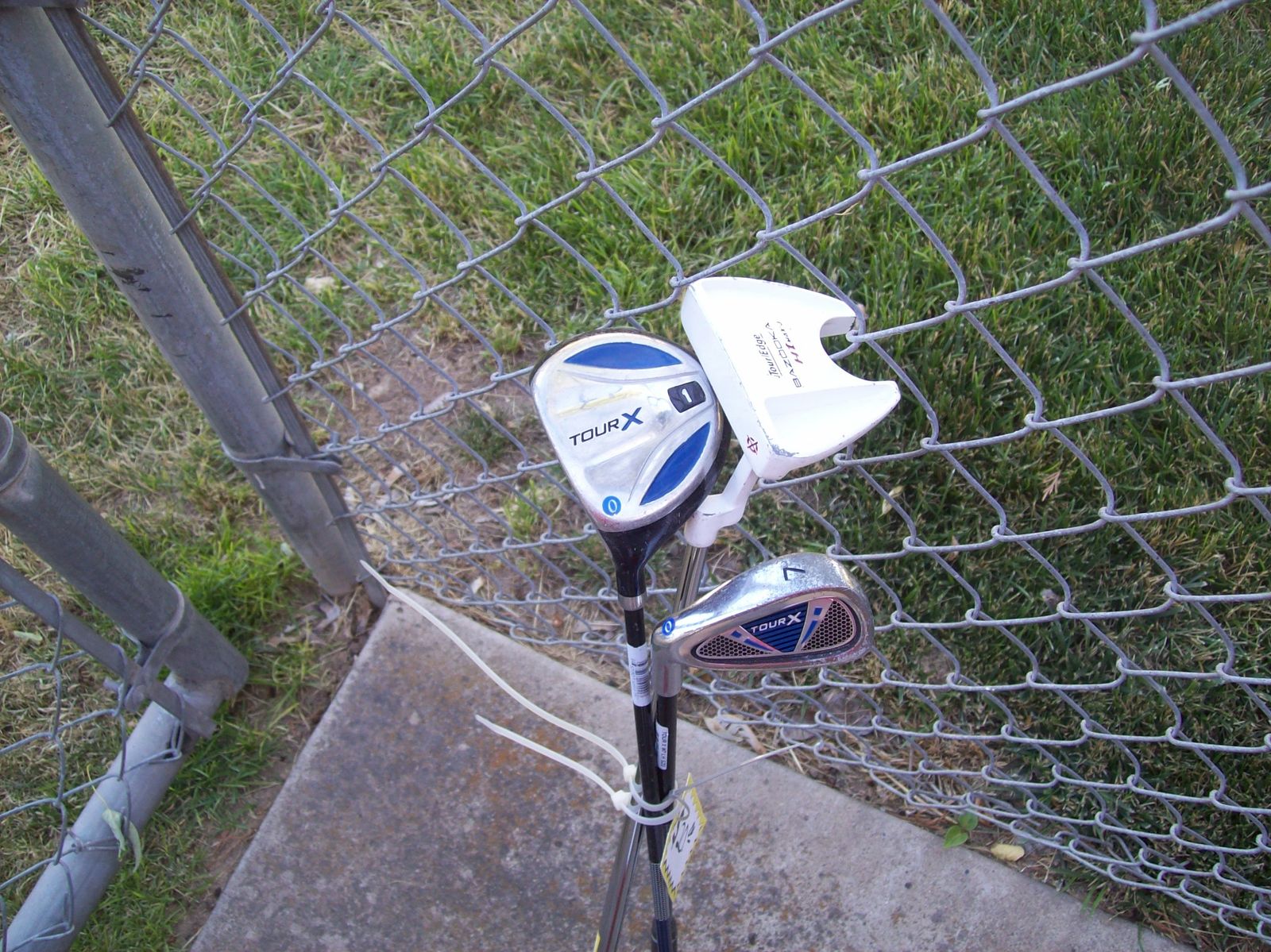 Junior golf clubs starter set for sale $30.00CASH
