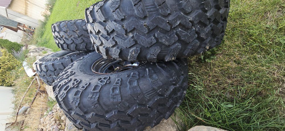 4 37" Super Swampers
